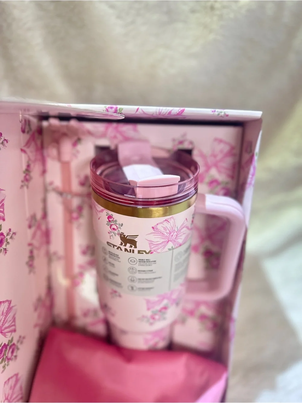 Stanley Pink Floral Bath & Body Gift Box - Picture 4 of 4